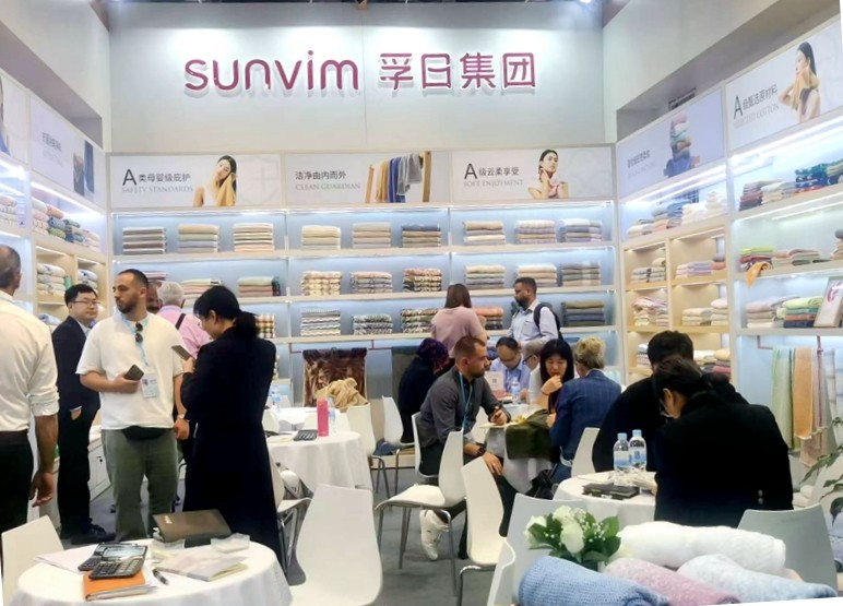 esball集团携“新”亮相第138届广交会